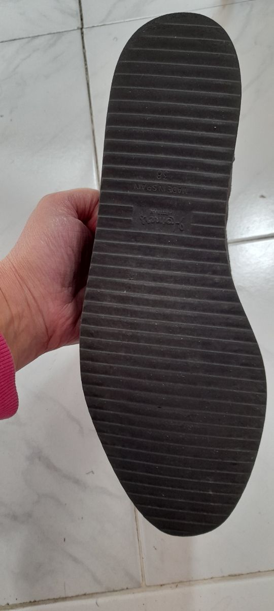 Zapatos HOMERS Nuevos talla 38