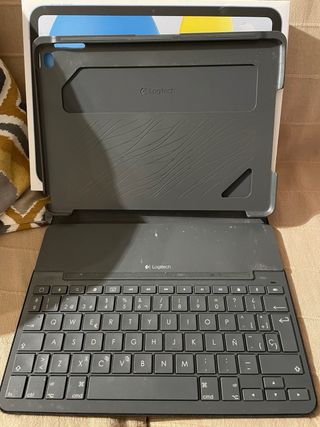 iPad air 2 y teclado Logitech