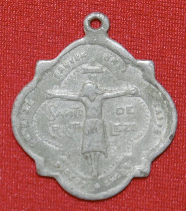 Medalla religiosa del Santo Cristo de Lezo