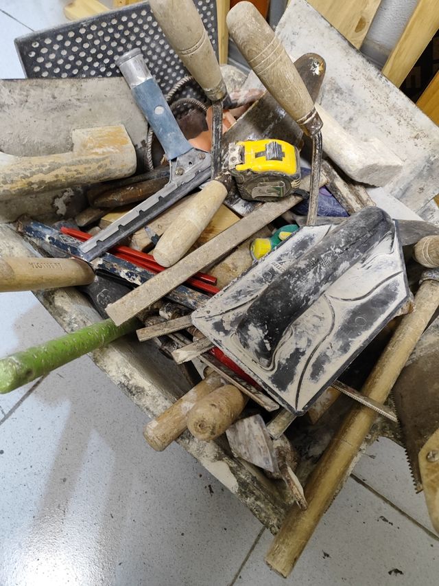 Herramientas construccion manuales