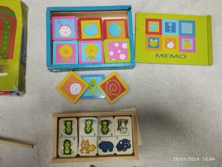 Lote de 4 juegos infantiles de madera 