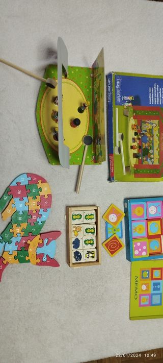 Lote de 4 juegos infantiles de madera 