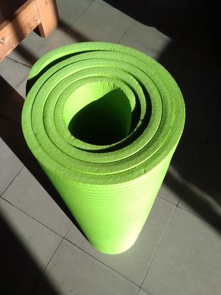 Esterilla,alfombra,mad de deporte yoga,muy bueno