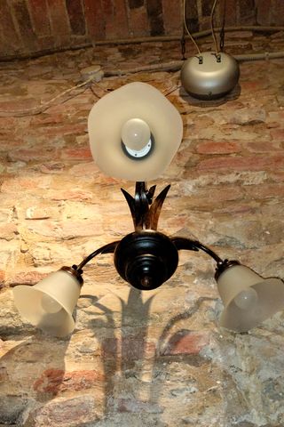 Coppia di lampadari abbinati