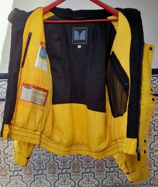 Chaquetón chaqueta cazadora esquí marca Couloir