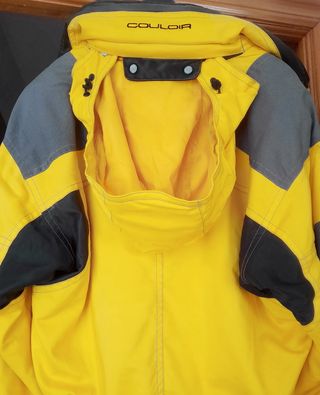 Chaquetón chaqueta cazadora esquí marca Couloir