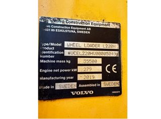 PALA CARGADORA VOLVO L220H.