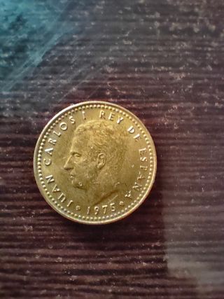 1 peseta de España 1975 estrella 19 y 75 rara.