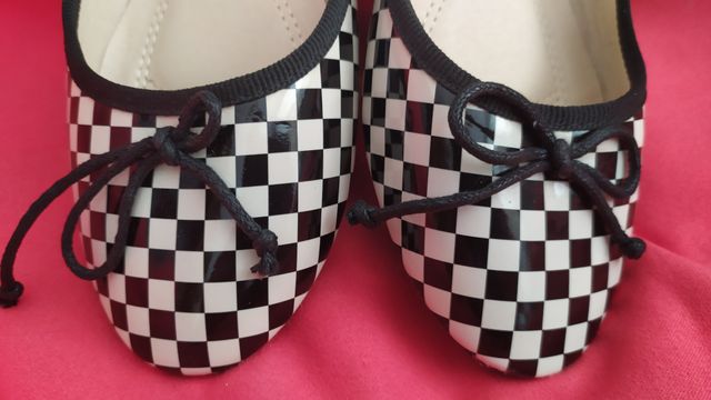 BAILARINAS de cuadros negros y blancos