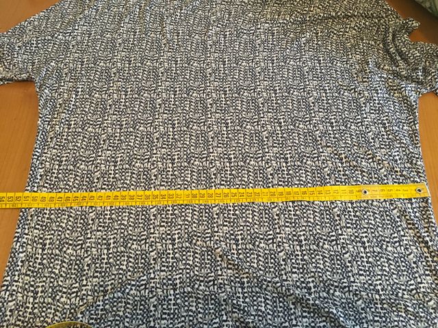 Maglia con manica a raglan