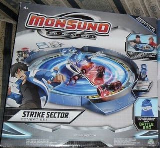 MONSUNO TOY ARENA COMBATTIMENTO STRIKE SECTOR 2004