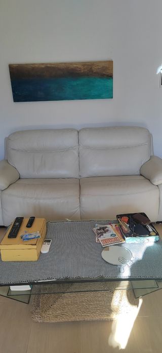 Sofá de piel blanco
