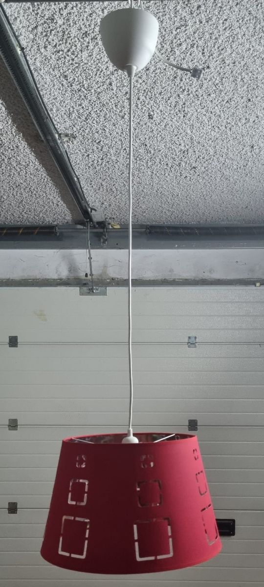 Lámpara techo roja