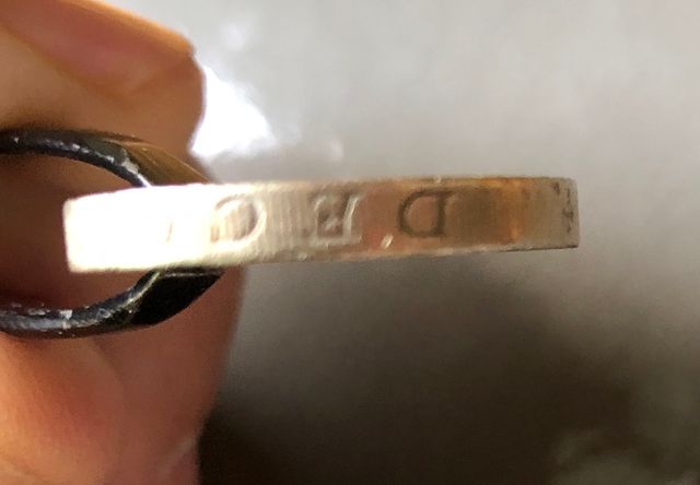 1 libra (one pound)  1983 (Decus et tutamen)