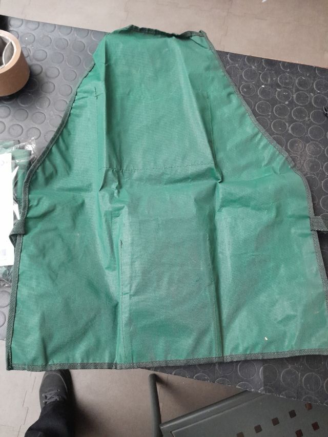 Due grembiuli giardinaggio