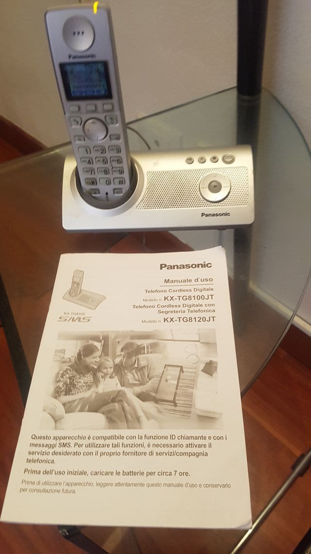 CORDLESS PANASONIC CON SEGRETERIA E VIVAVOCE