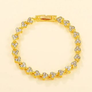✅️Reloj de cuarzo con pulsera color oro brillante 