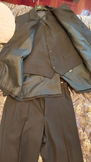 Traje hombre