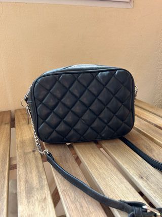 Bolso stradivarius negro