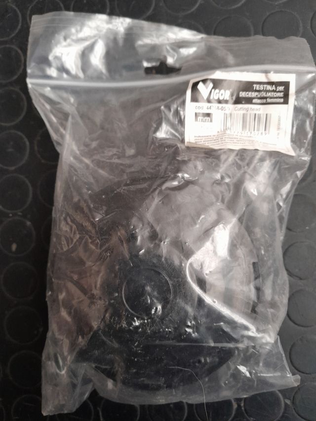 Testina per decespugliatore