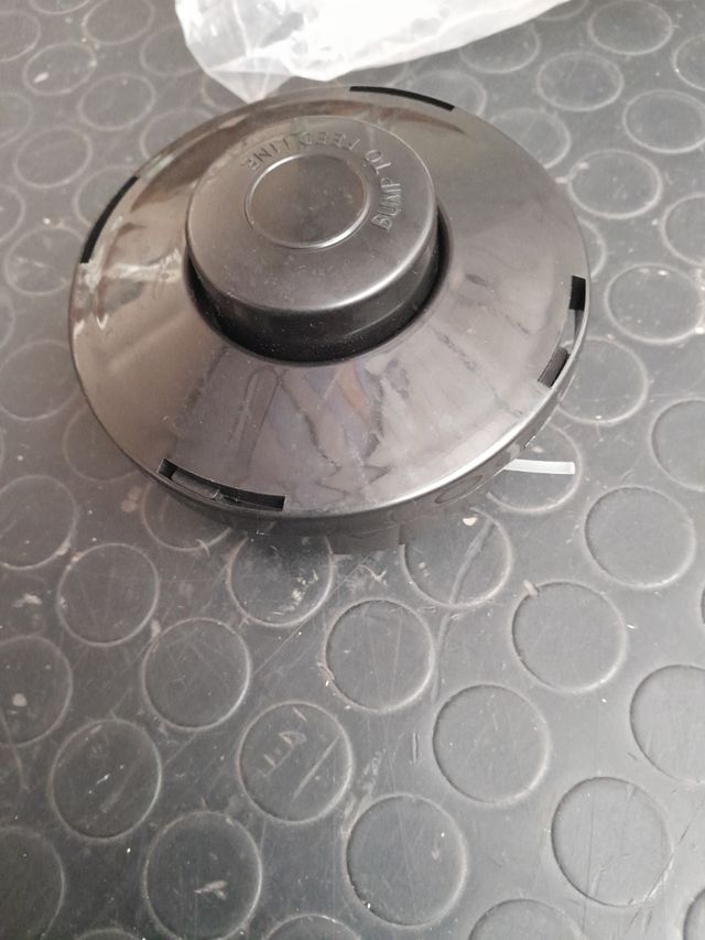 Testina per decespugliatore