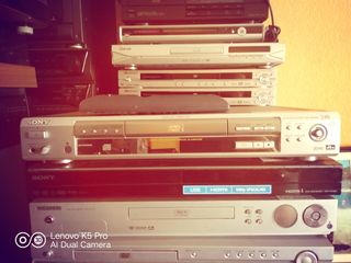 SONY: CD y DVD players y grabadoras