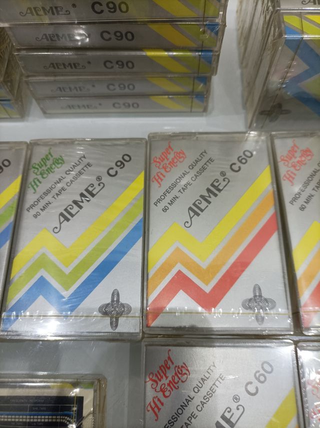 LOTE DE CINTAS DE CASSETTE VINTAGE ALME .
