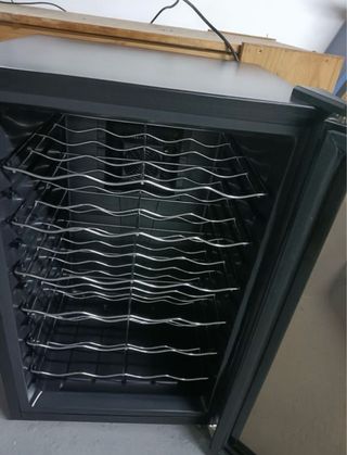 Vinoteca 24 botellas Cavanova