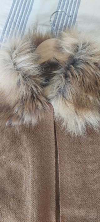 Cardigan de malha com gola de pêlo camel