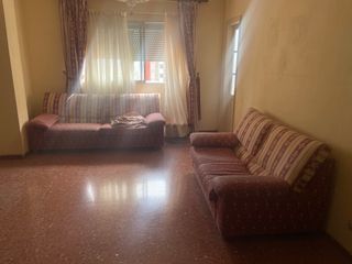 Sofas de tres y dos plazas a juego