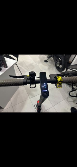 Patin eléctrico Xiaomi doble sistema frenos
