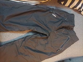 Pantalón nieve Decathlon