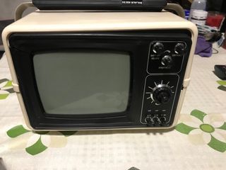 televiseur piquena antigua