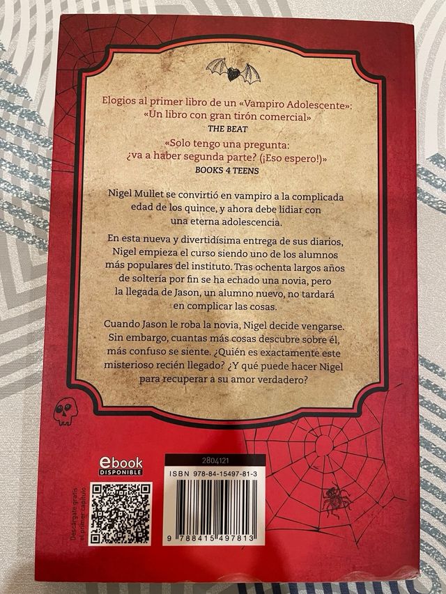 Libro “Diario de un vampiro adolescente”