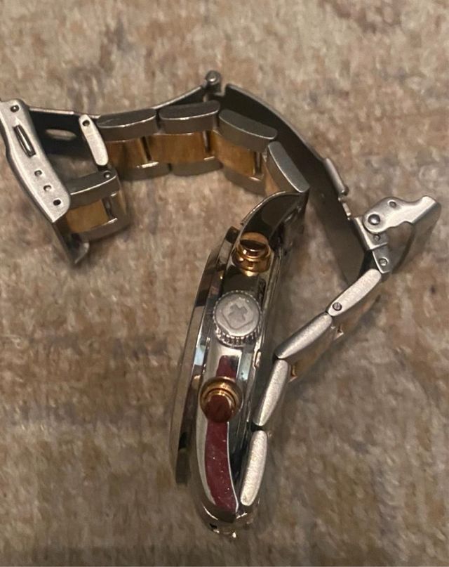 Reloj hombrr Swiss Military Hanowa. Impecable