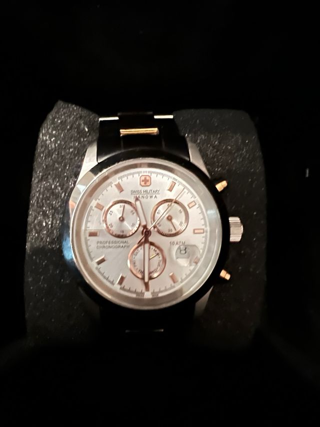 Reloj hombrr Swiss Military Hanowa. Impecable