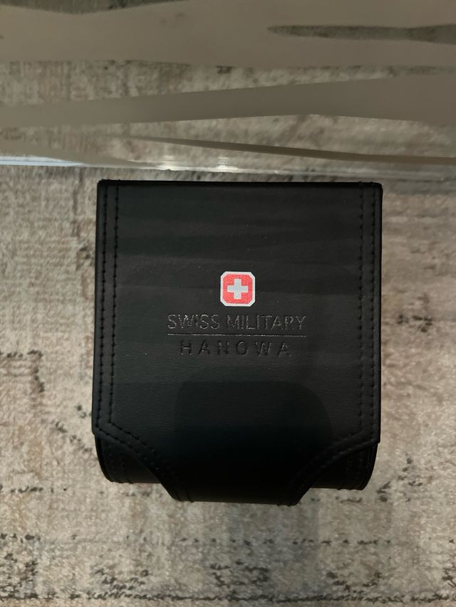 Reloj hombrr Swiss Military Hanowa. Impecable