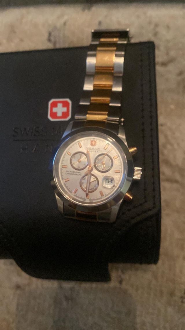 Reloj hombrr Swiss Military Hanowa. Impecable