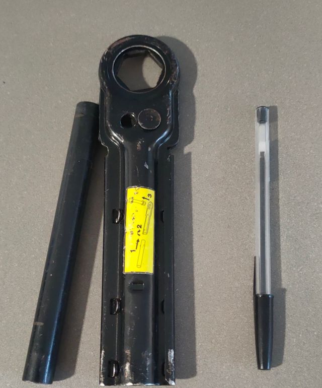 LLAVE PARA VARIOS MODELOS RENAULT.
