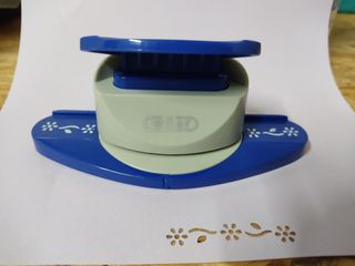 Perforatore carta decorazione