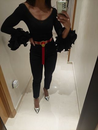 Top Manga Larga Volantitos