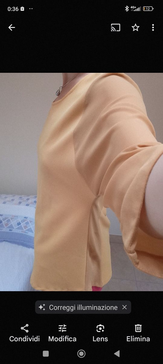 Blusa senape con trasparenze