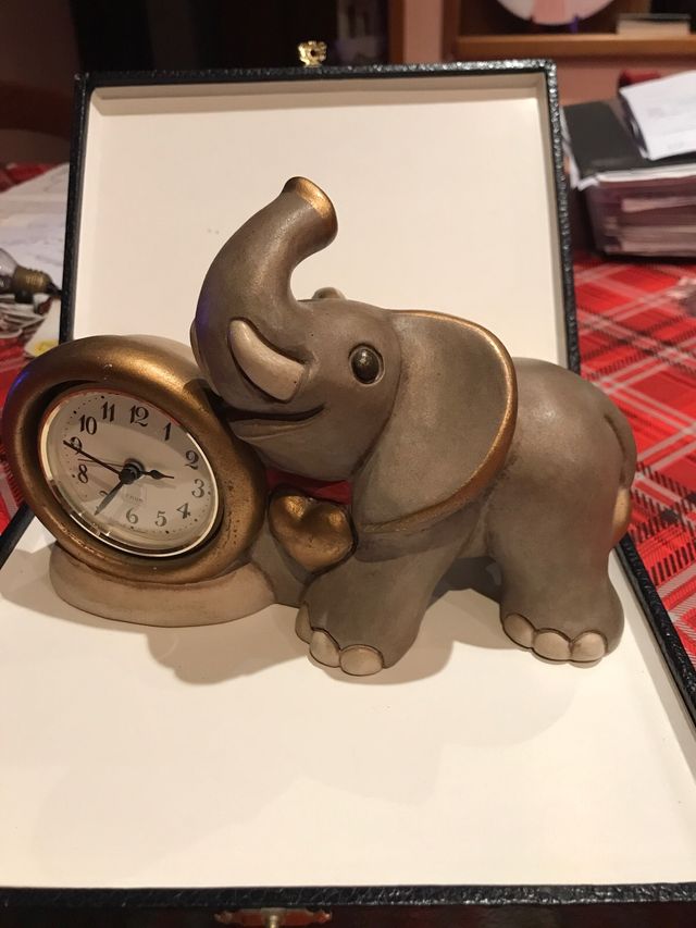 orologio con elefante THUN