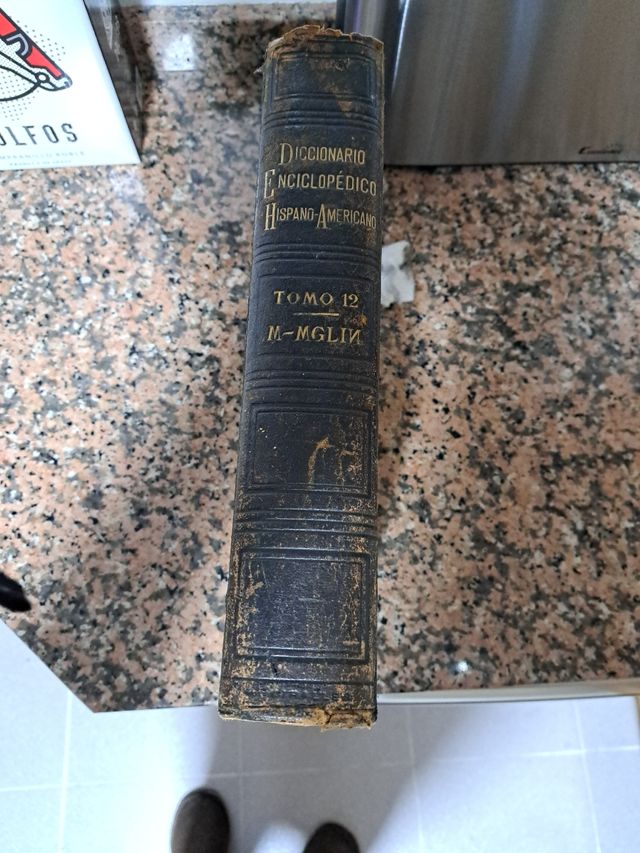 Dicionales enciclopédico Hispano a merca