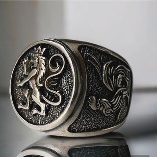 Anillo de plata