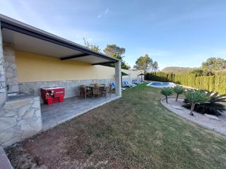 ALQUILER GRAN CASA DE CAMPO