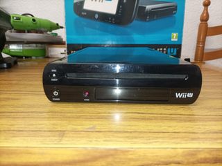 CONSOLA NINTENDO WII U NEGRA