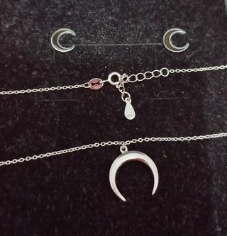 Collar y pendientes 