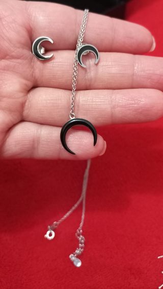 Collar y pendientes 