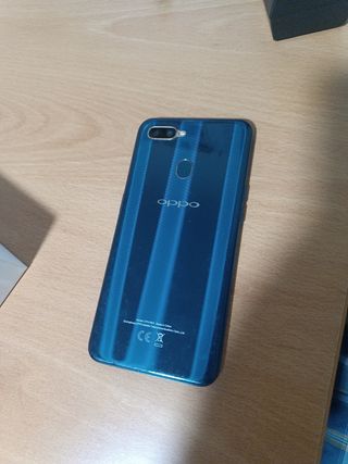 Teléfono móvil Oppo AX7